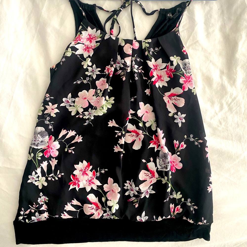 Express sleeveless flowered dressy top
